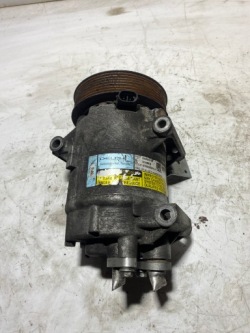 Компрессор кондиционера renault MEGANE II 1.9 8200309193