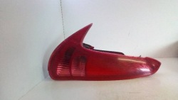 фонарь правый универсал peugeot 206 2002r.