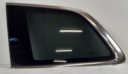 volvo XC90 II стекло кузова левый