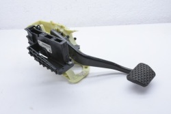 педаль тормоза BMW OE 6775368 оригинал