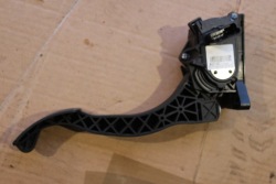 CITROEN C4 Grand PICASSO II 2.0 педаль потенциометр газа