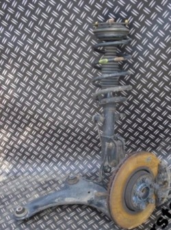 renault oe 8200311204 поворотный кулак, цапфа