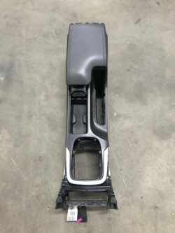 opel INSIGNIA A тунель середина