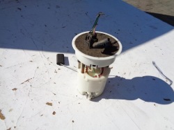 топливный насос mazda 2 II 07- 1.3 16V