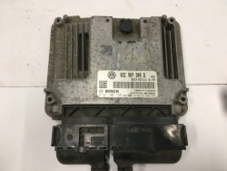 блок управления двигателем, ЭБУ vw GOLF VI 1.4 03C907309B