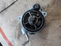 TOYOTA COROLLA D4D насос давления вакум