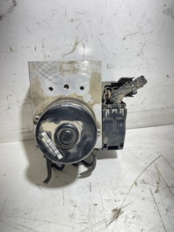 volvo oe 30793445 насос ABS