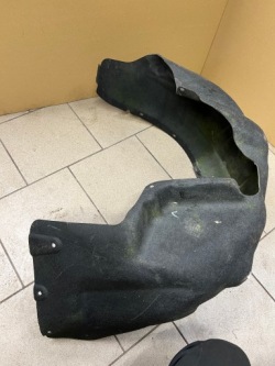 подкрылки задний правый BMW x1 e84 оригинал