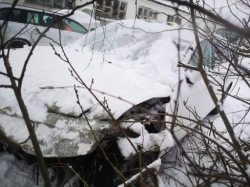 Audi A4 петля задних дверь задняя 2011 2.0л