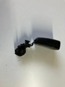 защелка ремня зад Audi A5 8T 8T0857739H