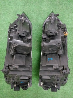 фара левая правая vw Touran II full led