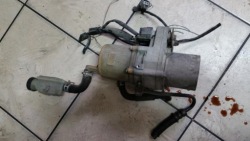 насос гур mazda 3 II BK BL