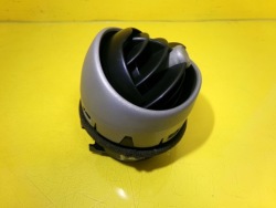 воздухозаборник жалюзи потока воздуха центральная SMART FORFOUR 2004 MR951837 NR1141
