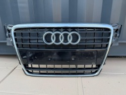 Audi A4 B8 решетка радиатора черный хром 8K0853651 хорошее G17
