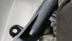 топливная рейка форсунки SKODA OCTAVIA I 032133319B