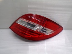 фонарь правый MERCEDES W251 РЕСТАЙЛИНГ led r класс