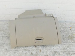 renault KOLEOS и 2.0d 09 бардачок пассажира