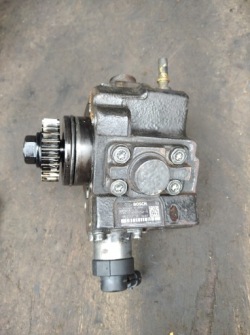 renault oe 16 70 051 14R топливный насос высокого давления (ТНВД)