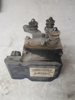 vw PASSAT B7 насос ABS 3AA614109AF