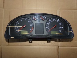 спидометр часы 3B0919930P PASSAT B5 1.8 2.0