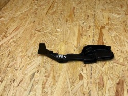 крепление стопор защита Капоты правая Range Rover Evoque II L551 K8D2-02252-AC