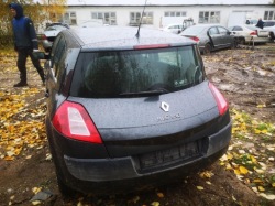 renault MEGANE петля передних Двери - Передний 2005 1.5л