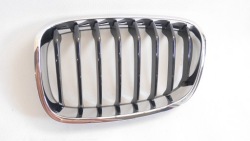 BMW F20 F21 ноздря (решетка радиатора левая 7239021