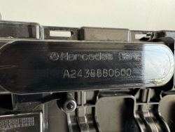 решетка радиатора MERCEDES EQB X243 W243 2021-