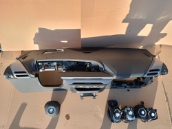 BMW 1 F70 M135 консоль торпеда UP