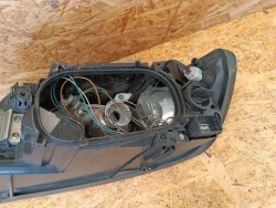 Фара правая европа ксенон 30698890 volvo S40 II V50