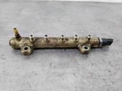 топливная рейка renault MASTER II FL 0445214042 Bosch 2.5