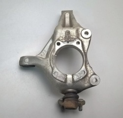 lexus CT200H CT 2010-2022 поворотный кулак oe