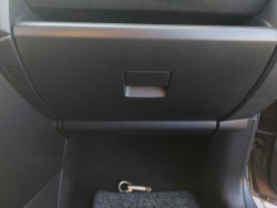 бардачок пассажира mazda 5 и