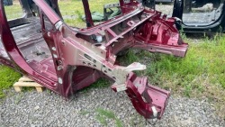 CHRYSLER PACIFICA II 16- лонжерон четверть правая перед