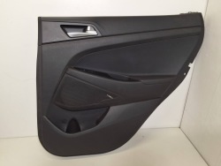 Hyundai TUCSON III дверные карты задний правый