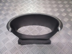 защита рамка счетчика nissan oe 682405SH0B