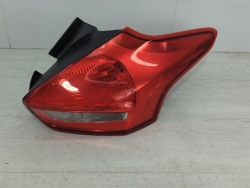фонарь правый FORD Focus F1EB-13404-B