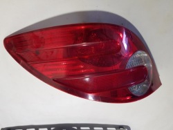 MERCEDES W251 фонарь задний левый A2518200364