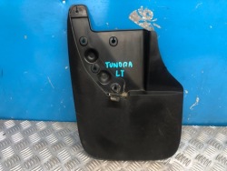TOYOTA TUNDRA II брызговик левый задний 76626-0C060