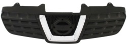 решетка в бампер nissan qashqai 07-10