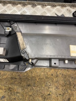 карта дверная обивка передний левый mitsubishi Pajero III 00-06R. 5D