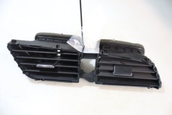 воздухозаборник жалюзи потока воздуха центральная Honda Civic X