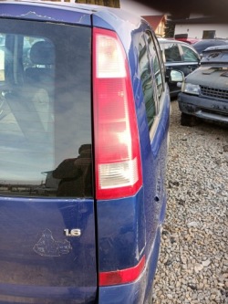 фонарь правый opel Meriva A