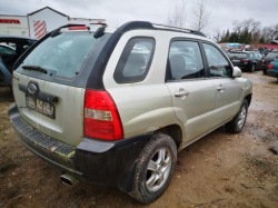 kia SPORTAGE шланг воды 2005 2.0л