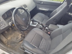 volvo V50 коллектор Впускный 2005 2.0л