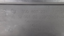 бампер передний vw GOLF VII 12-16r. омывателями 5G0807221