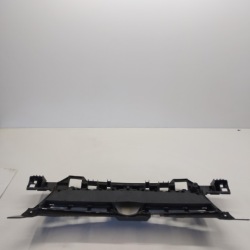 opel oe 13260028 решетка радиатора