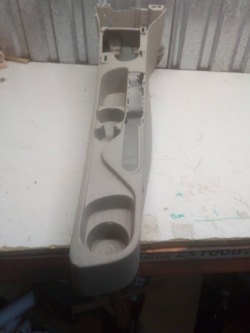 renault ZOE тунель середина