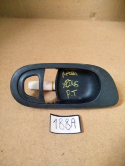 рамка защита ручка двери внутренняя задняя правая mazda XEDOS 9