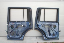 дверь л/ P LAND ROVER Discovery 3 4 III IV 05 - 14